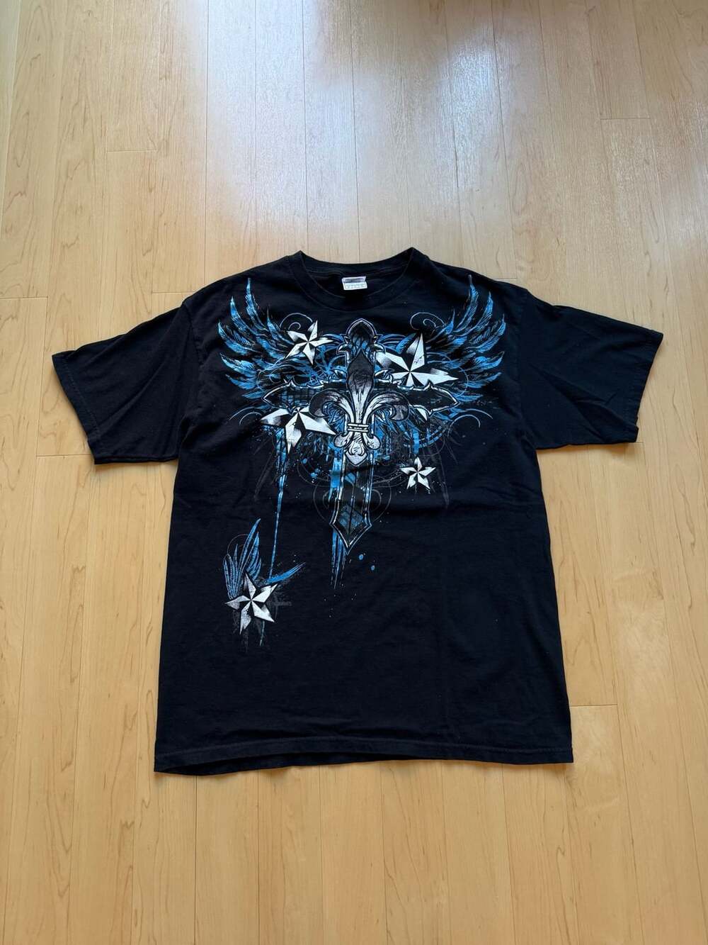 Y2K Yazbek Graphic T-Shirt with Black Blue Wings Cross